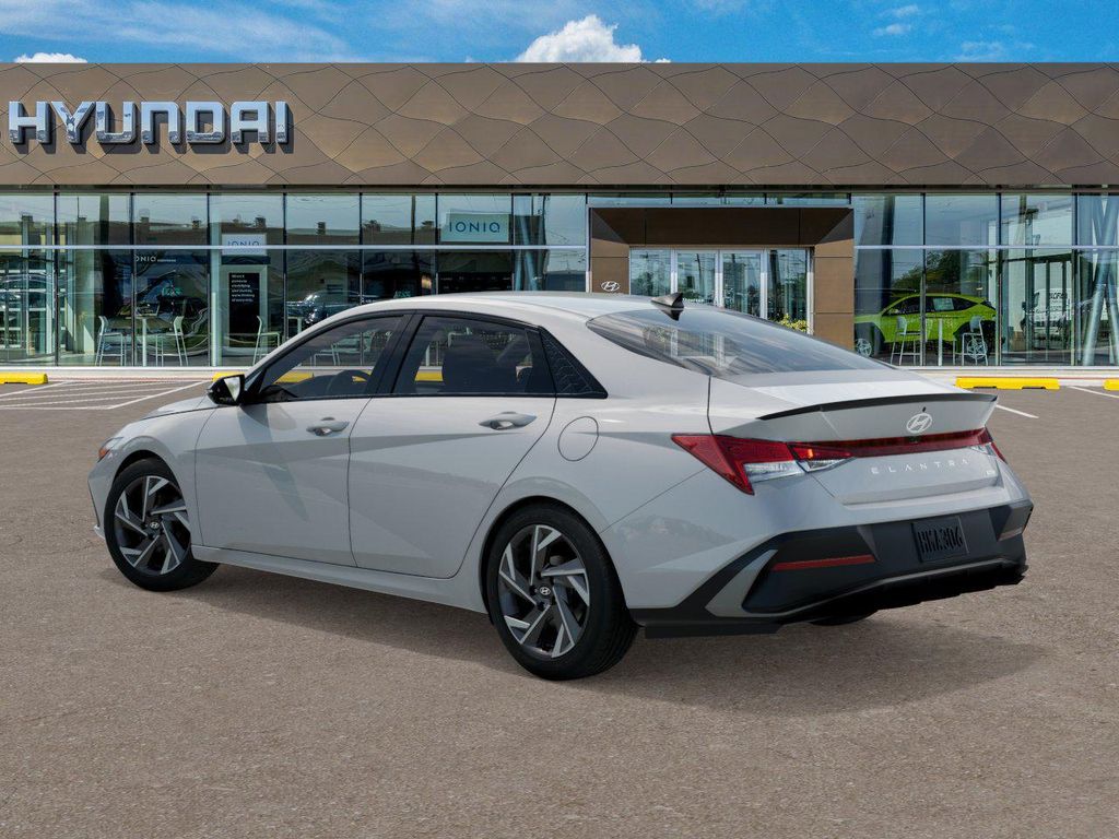 Thumbnail: 2025 Hyundai Elantra - 5