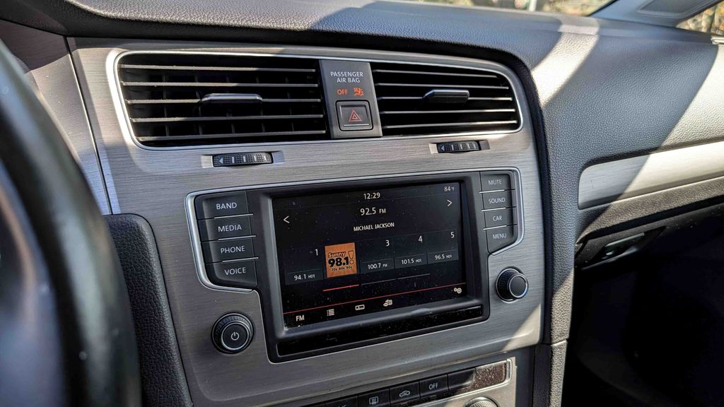 Used 2016 Volkswagen Golf TSI S 4-Door 4D Hatchback