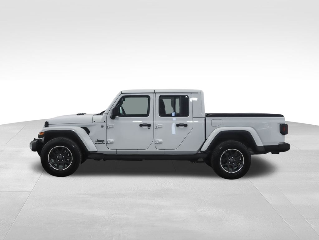 2022 Jeep Gladiator Overland 2