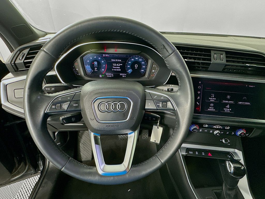 Thumbnail: 2019 Audi Q3 - 11