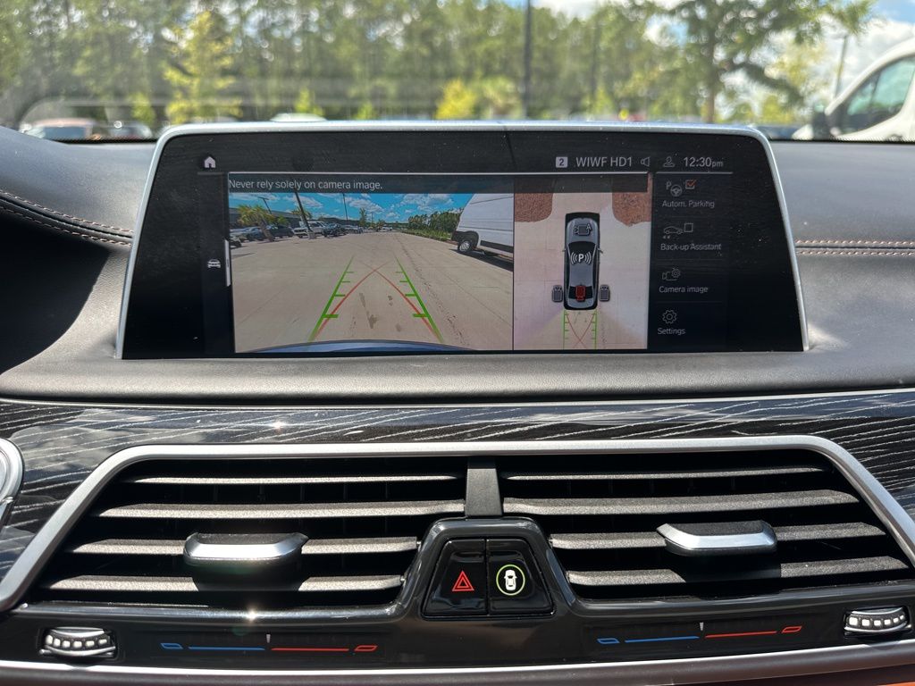 2022 Frozen Bluestone Metallic BMW 7 Series M760i AWD Sedan