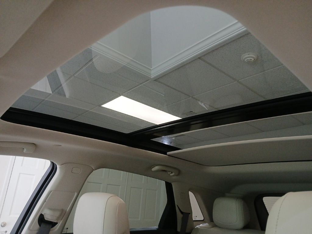 used 2020 Cadillac XT5 car, priced at $26,350
