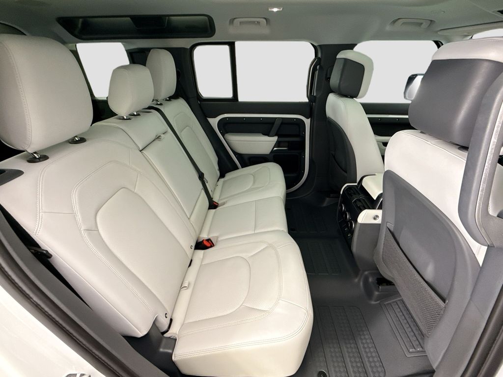 Thumbnail: 2025 Land Rover Defender - 21