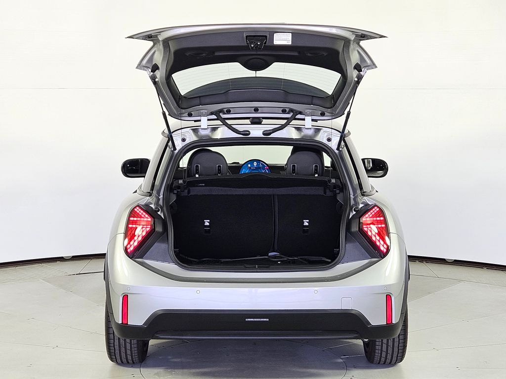 Thumbnail: 2026 MINI Cooper - 10