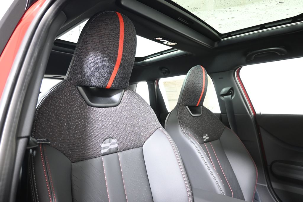 Thumbnail: 2026 MINI Cooper - 30