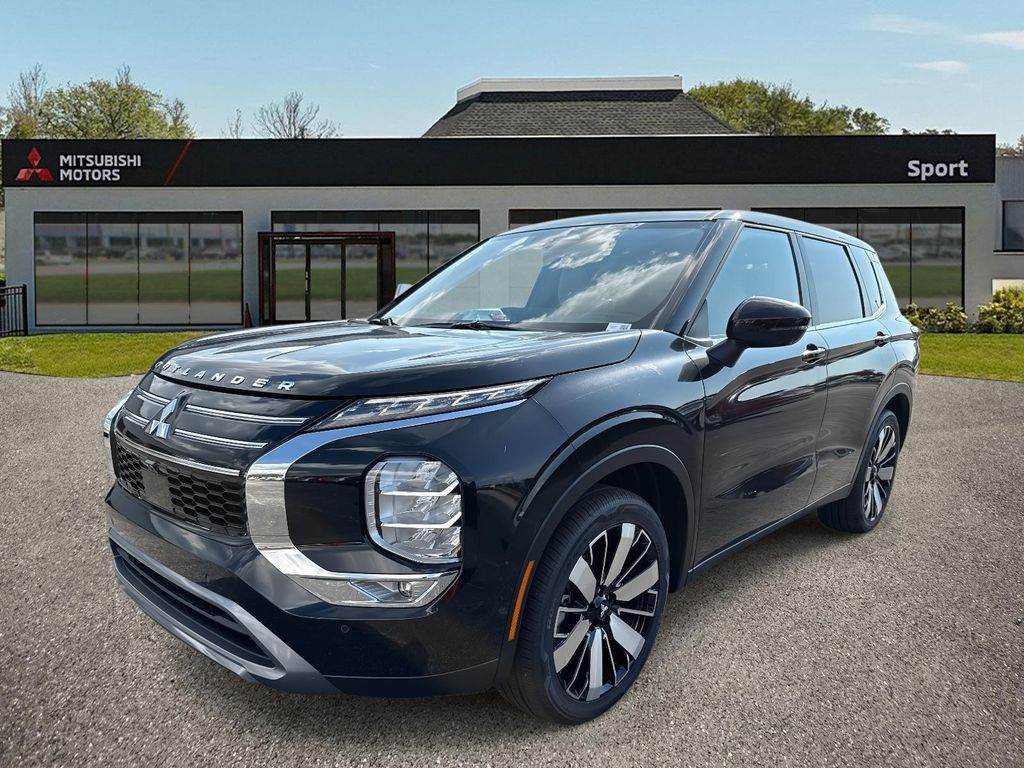2025 Mitsubishi Outlander SE