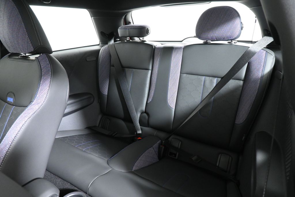 Thumbnail: 2026 MINI Cooper - 23