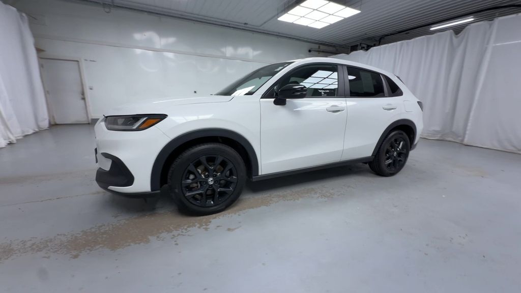 Used 2025 Honda HR-V SUV