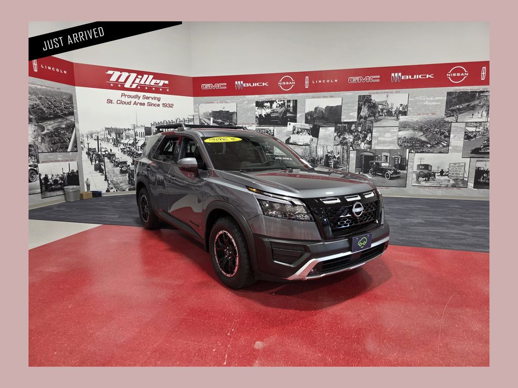 Gray (Gun Metallic) 2025 Nissan Pathfinder SUV / Crossover All-Wheel Drive 9-Speed Automatic