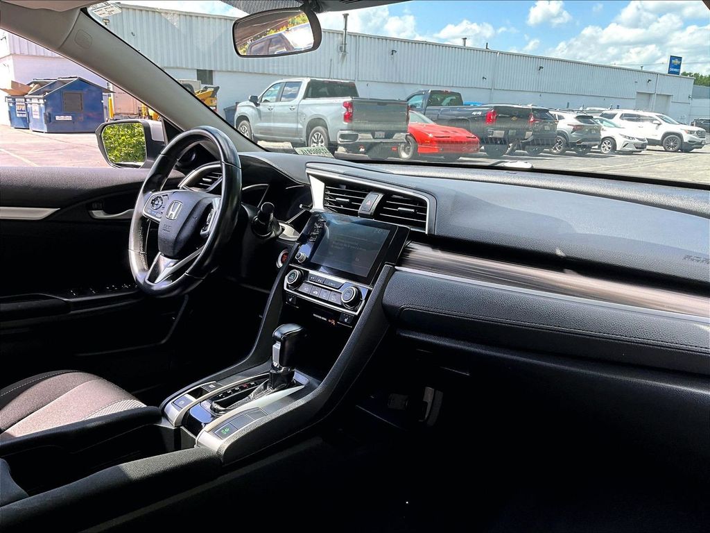2020 Honda Civic — photo 21
