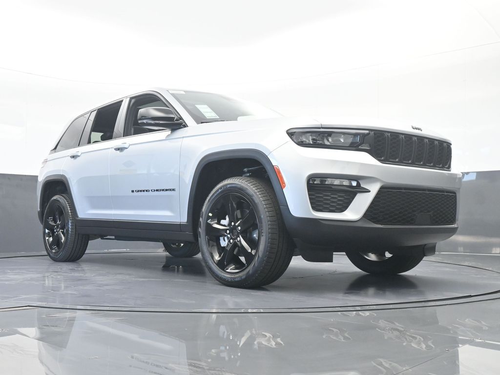 New 2025 Silver Zynith Jeep Limited image 57