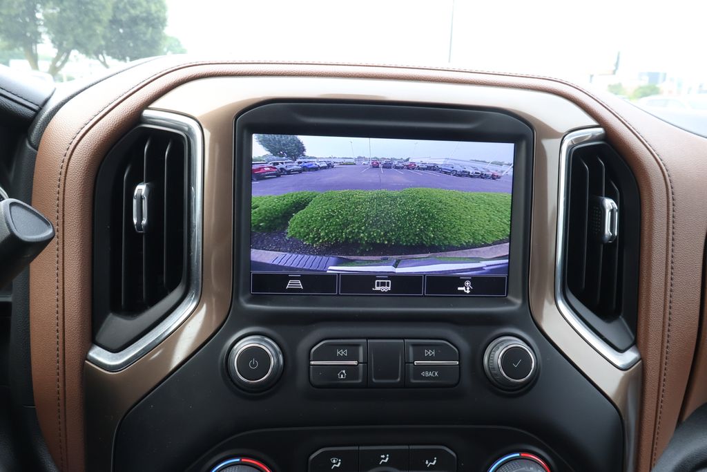 2022 Chevrolet Silverado 1500 High Country 25