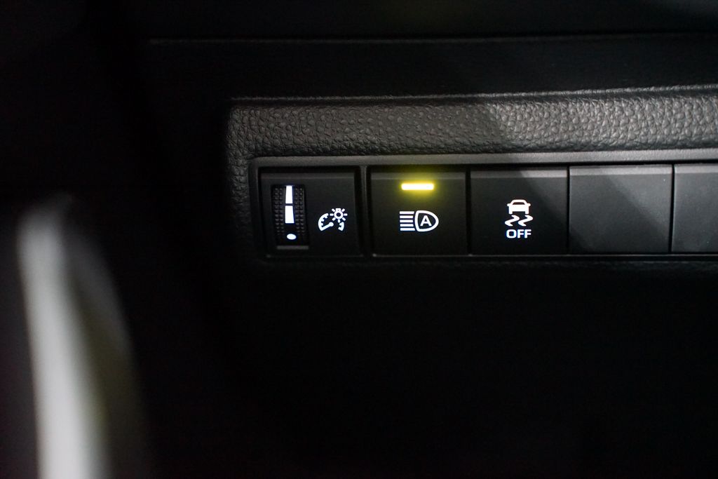 2025 Toyota Corolla SE 24