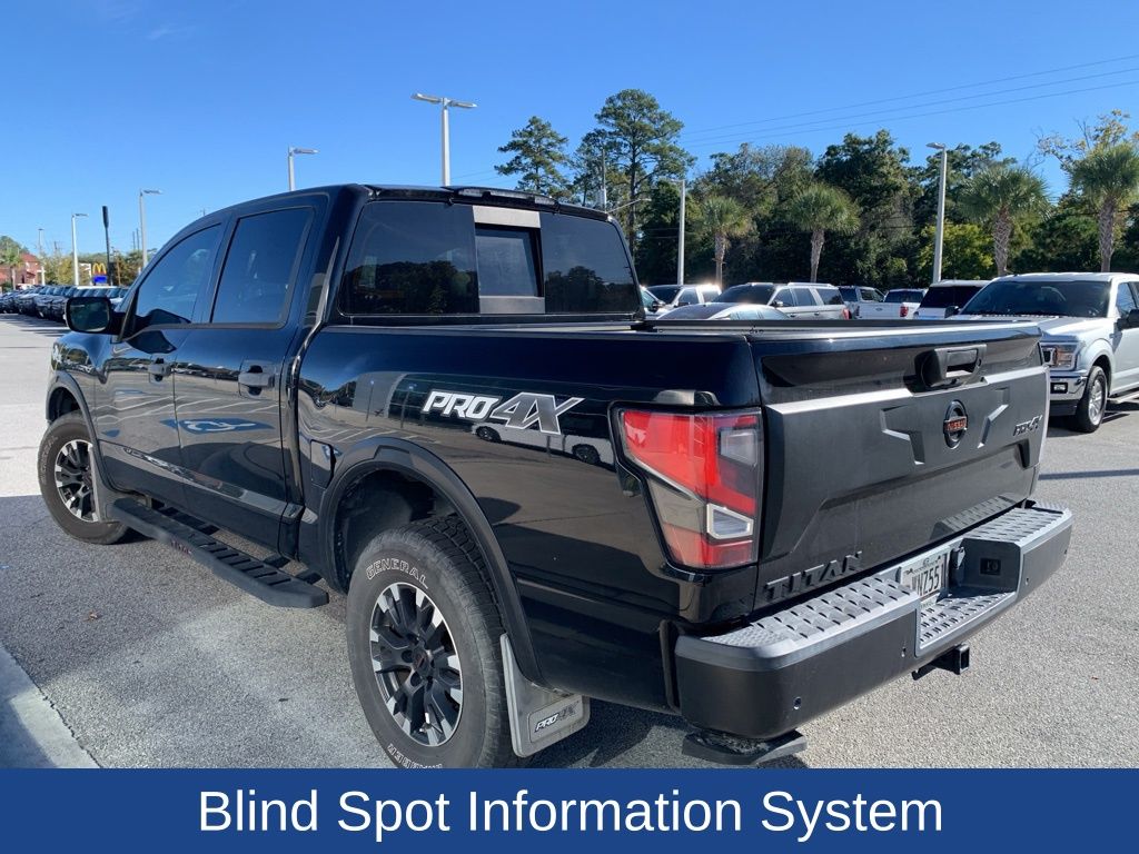 2021 Nissan TITAN Crew Cab PRO-4X 4x4