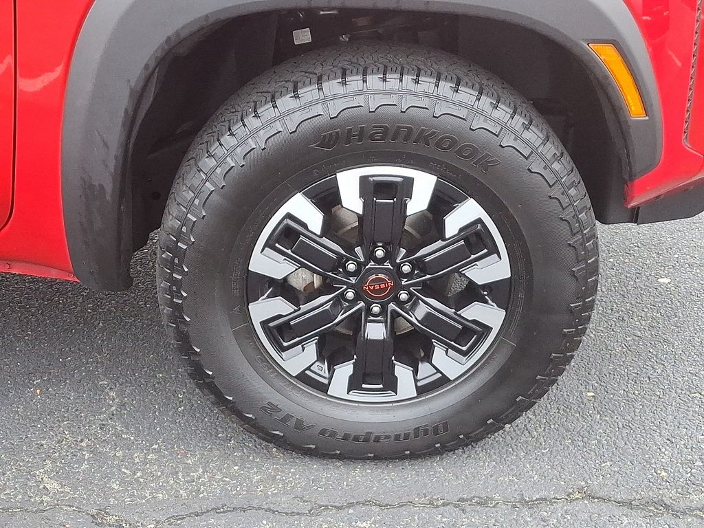 Thumbnail: 2024 Nissan Frontier - 8