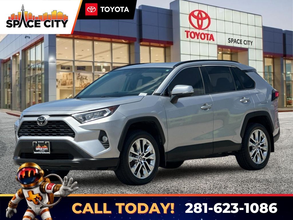 Silver Sky Metallic 2021 Toyota RAV4 SUV / Crossover Front-Wheel Drive 8-Speed Automatic