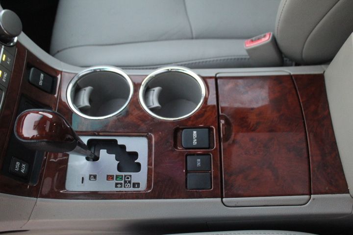 Used Car 2011 Toyota Highlander  Limited For Sale Under $10,000 In Georgetown, Texas