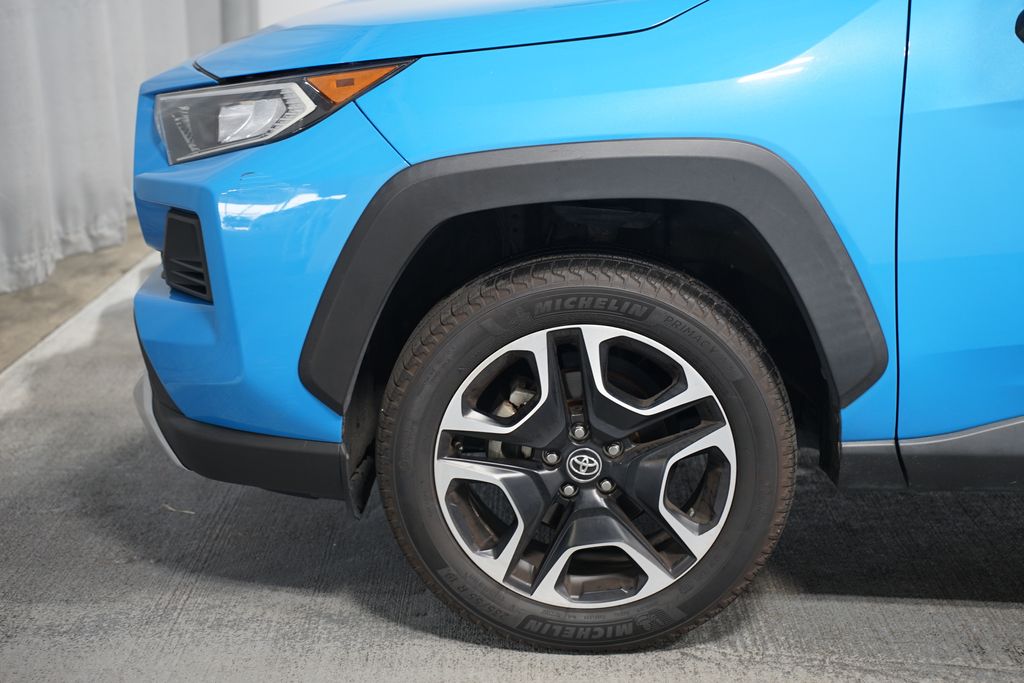 Thumbnail: 2021 Toyota RAV4 - 5