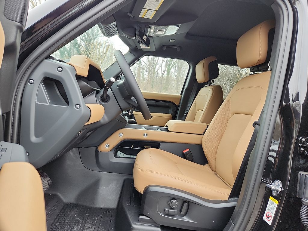 Thumbnail: 2026 Land Rover Defender - 6