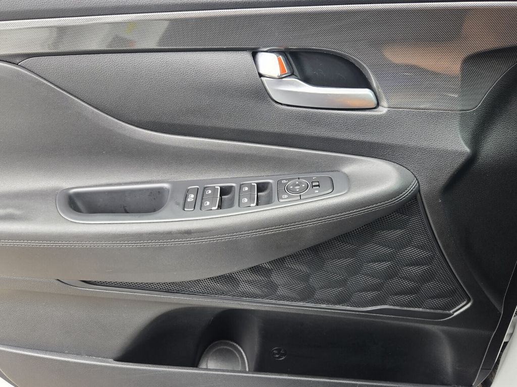 2022 Hyundai Santa Fe - $22,599