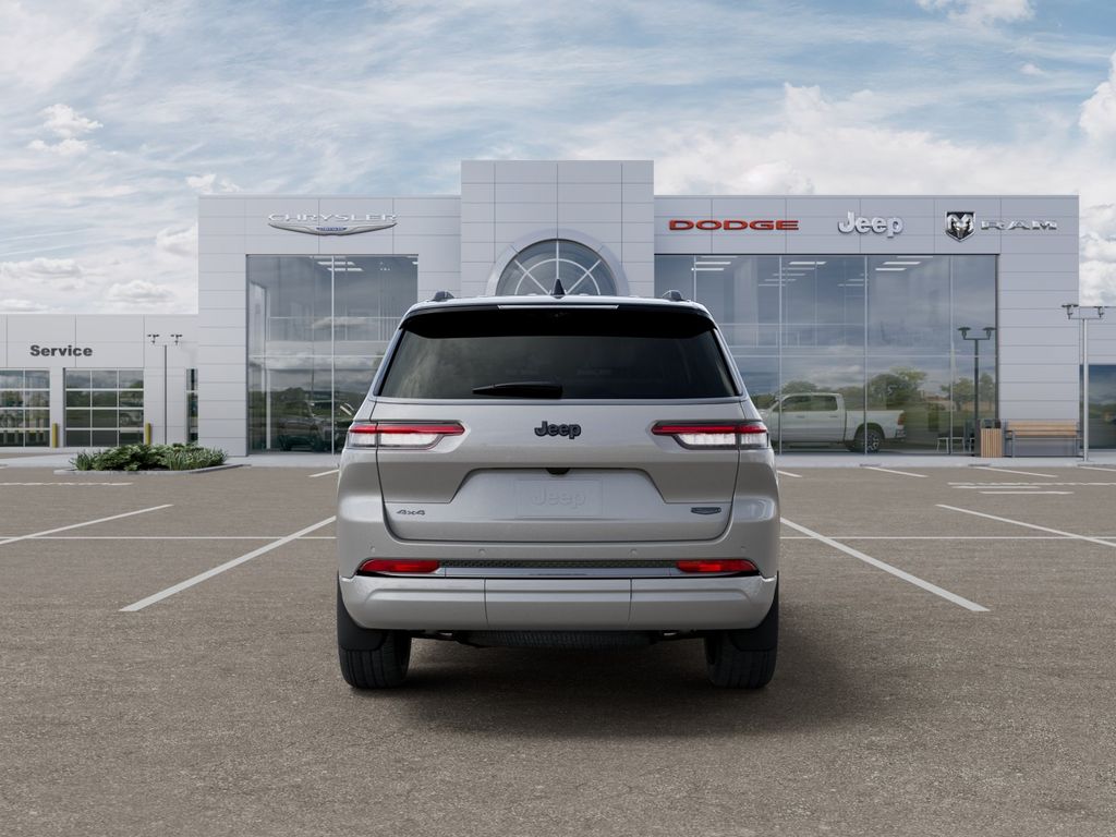 New 2026 Silver Zynith Jeep Summit image 7