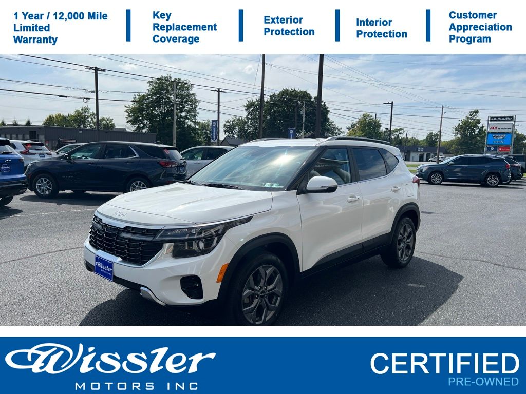 Snow White Pearl 2024 Kia Seltos SUV / Crossover All-Wheel Drive Continuously Variable Transmission