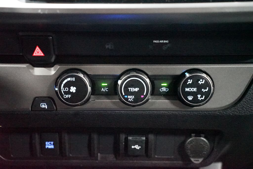 Thumbnail: 2023 Toyota Tacoma - 20