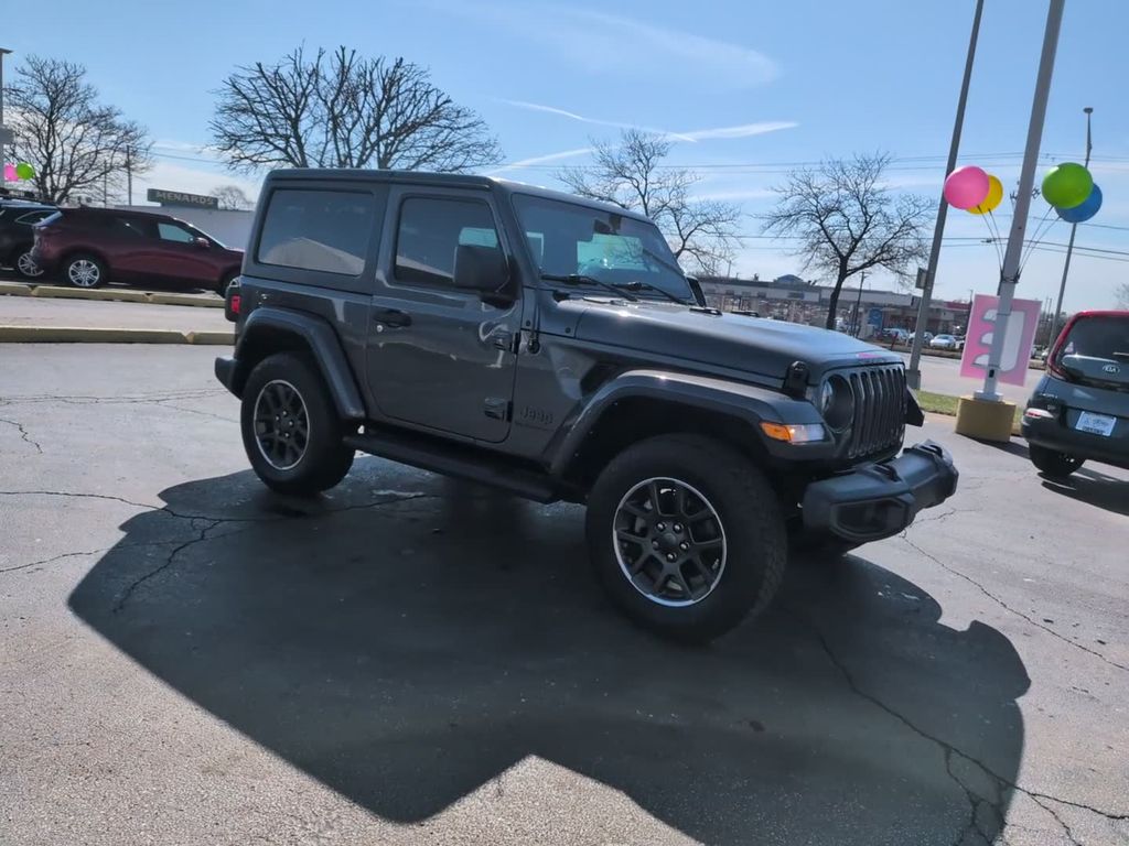 Used 2021 Gray Jeep  image 3