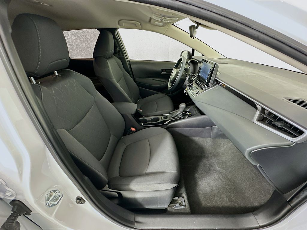 Thumbnail: 2022 Toyota Corolla - 26