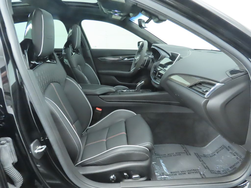 Thumbnail: 2022 Cadillac CT5 - 20