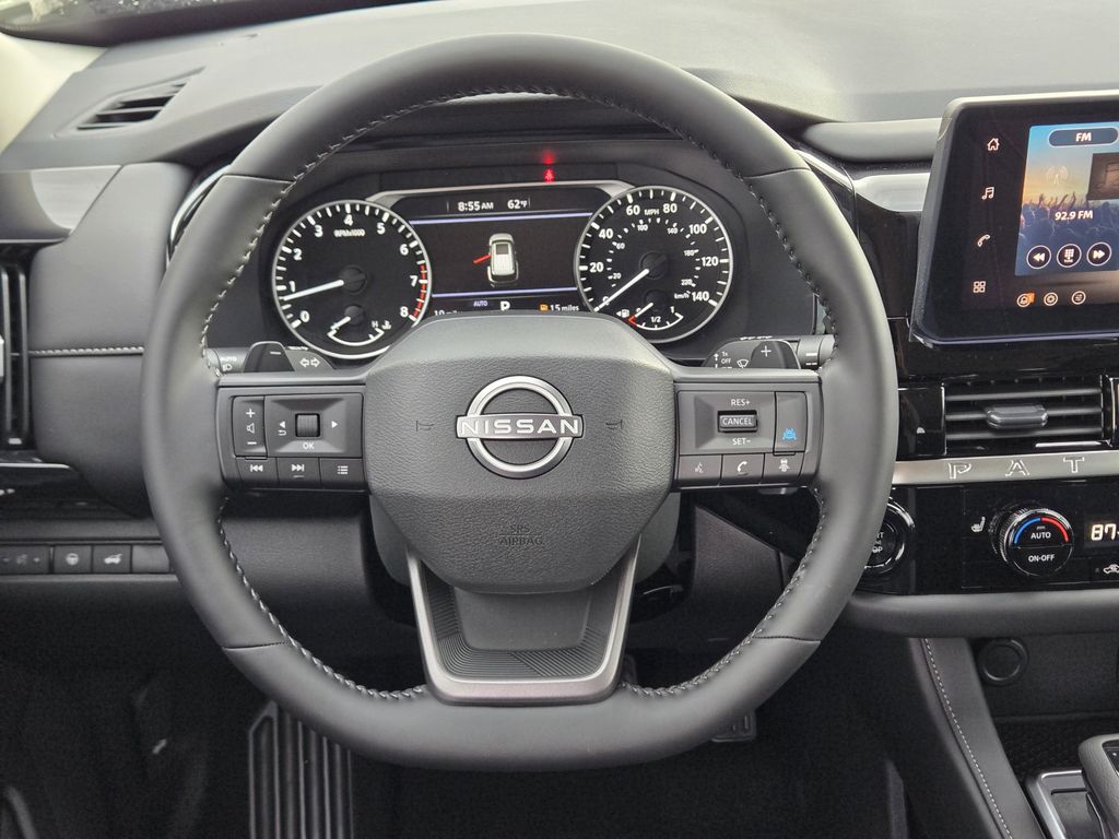 2026 Nissan Pathfinder SV - 10