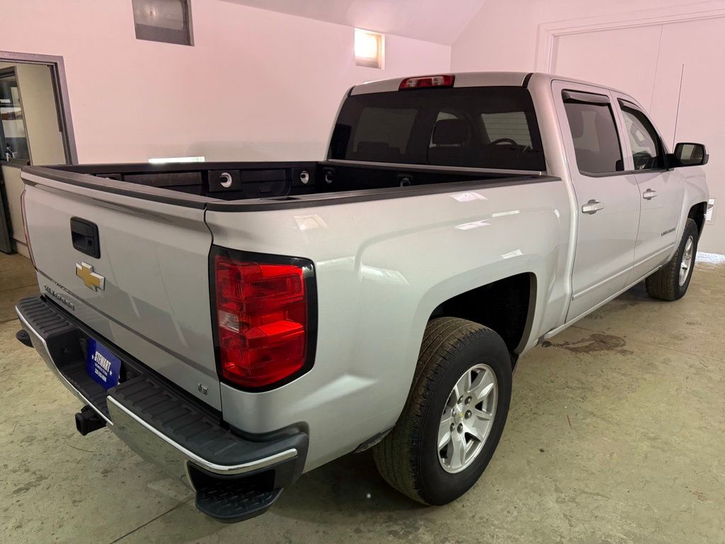 2017 Chevrolet Silverado 1500 LT - Image 5