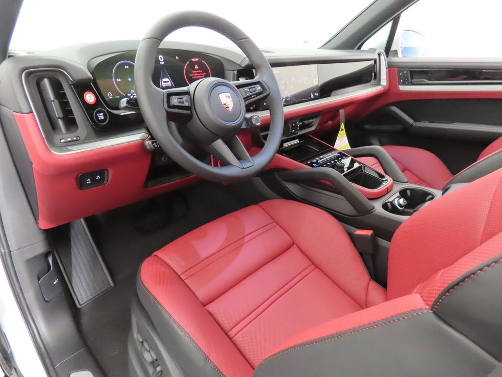 Thumbnail: 2026 Porsche Cayenne - 4