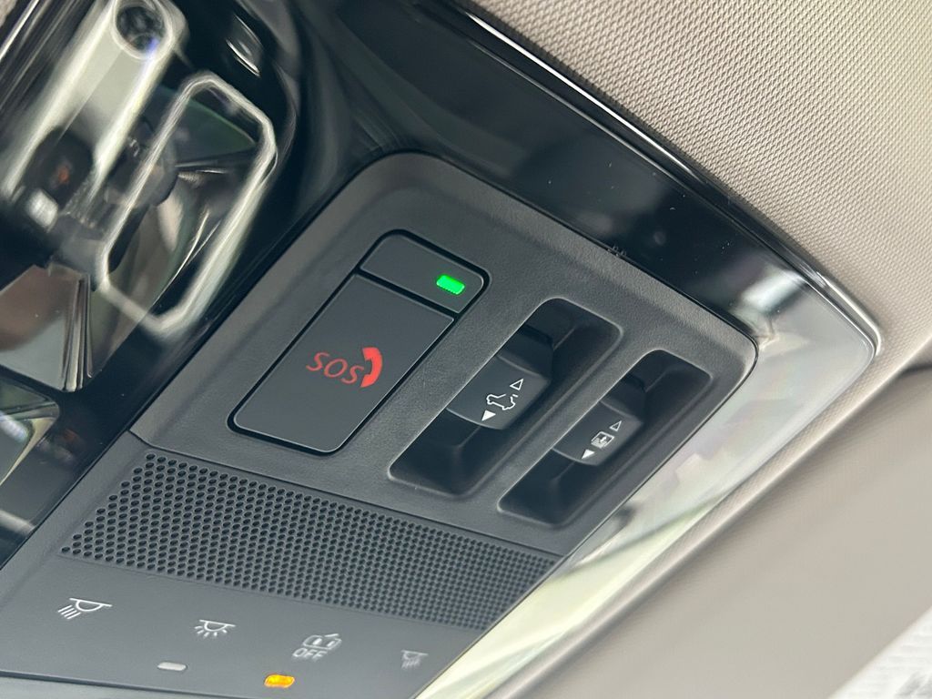 New 2026 White Mitsubishi Trail Edition image 27