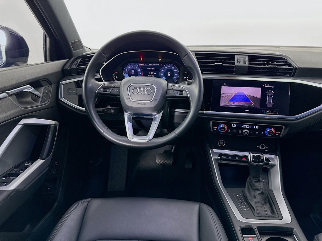 Thumbnail: 2022 Audi Q3 - 22