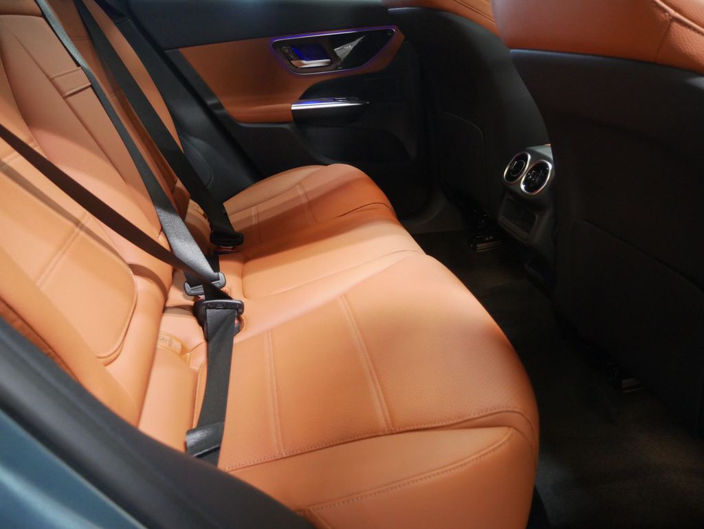 Thumbnail: 2026 Mercedes-Benz GLC - 28