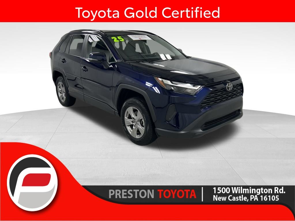 2025 Toyota RAV4 XLE AWD's photo