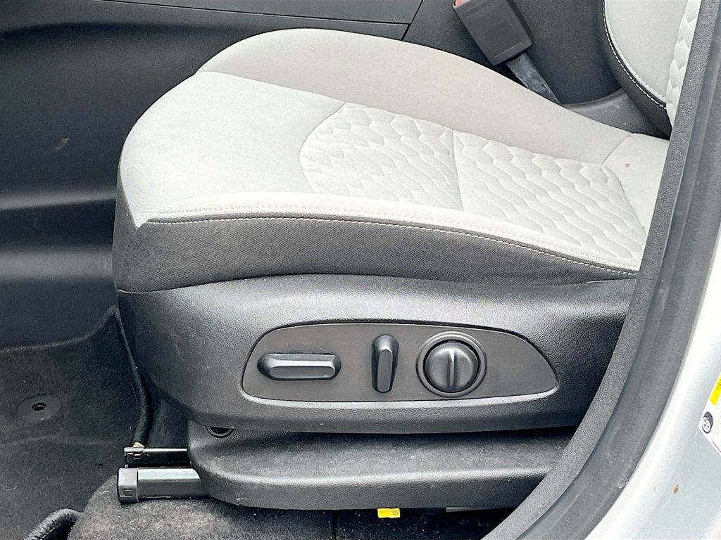 Used 2021 Silver Chevrolet LS image 18