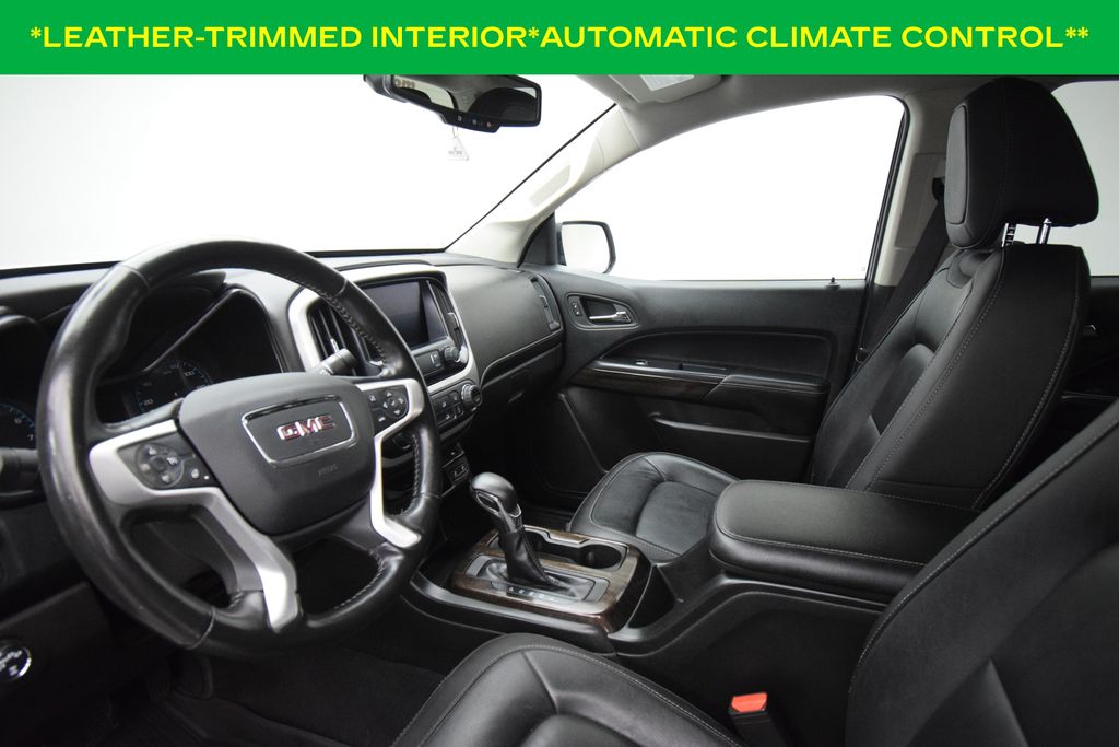 used 2022 GMC Canyon car, priced at $27,095