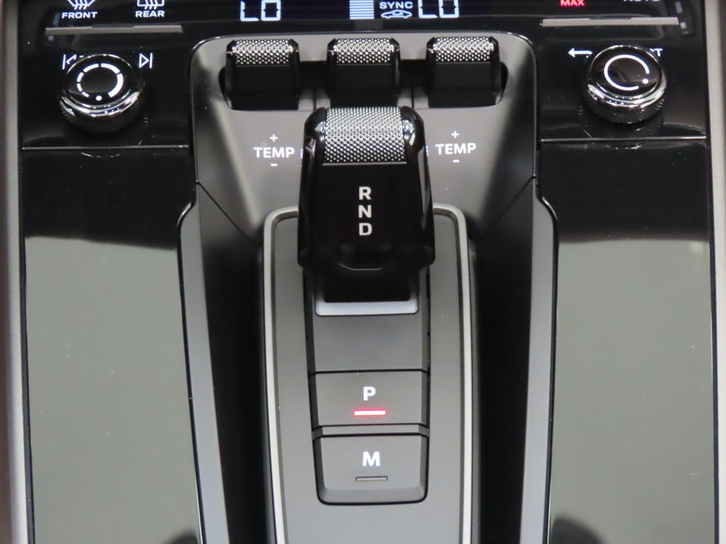 Thumbnail: 2021 Porsche 911 - 26