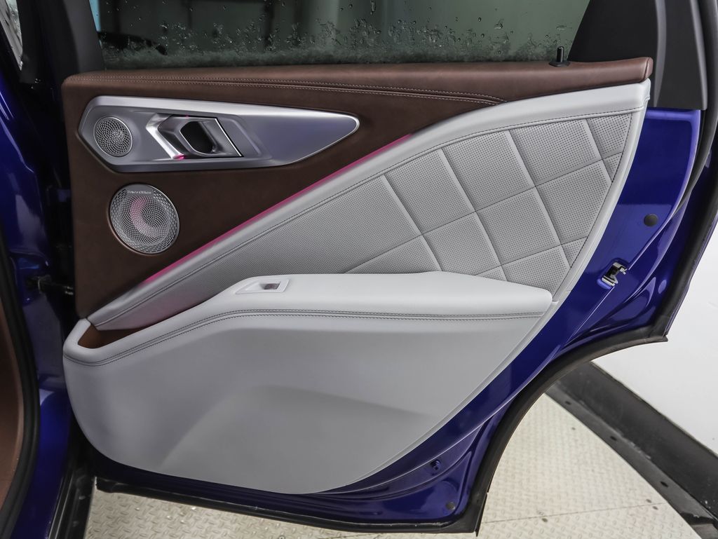 Thumbnail: 2025 BMW XM - 25