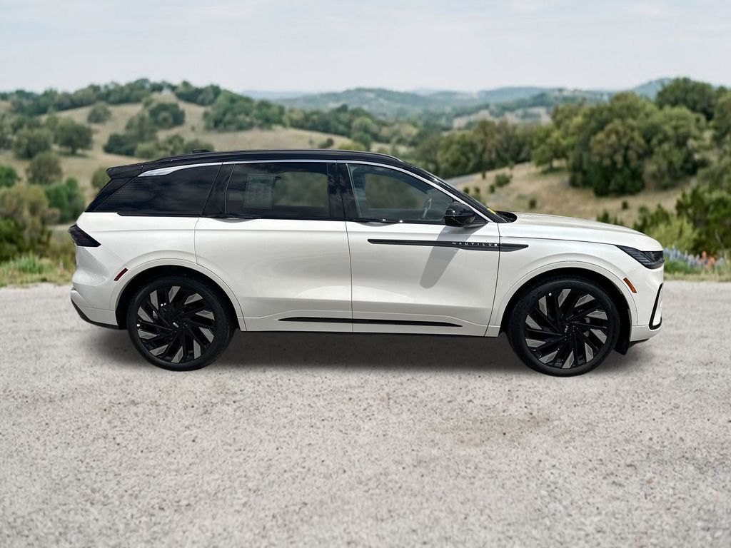 Used Car 2025 Lincoln Nautilus  Black Label For Sale Under $70,000 In Austin, Texas