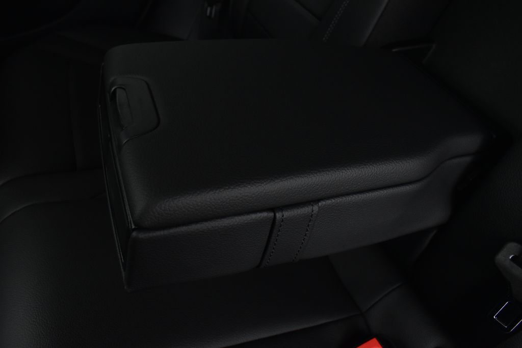 Thumbnail: 2023 Mercedes-Benz GLC - 31