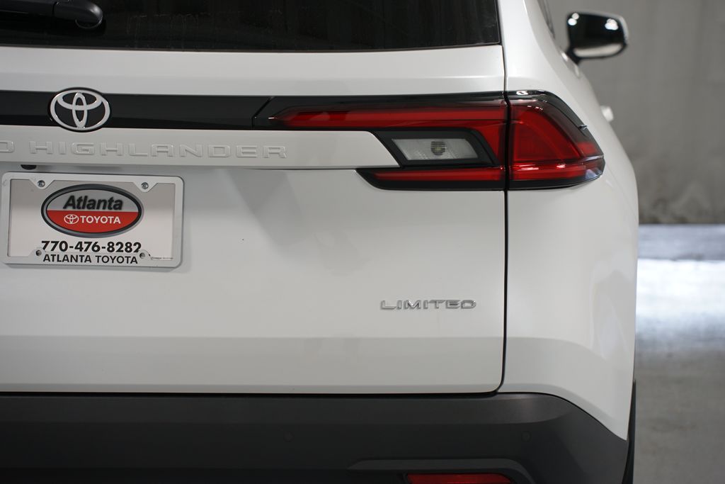 Thumbnail: 2026 Toyota Grand Highlander - 10