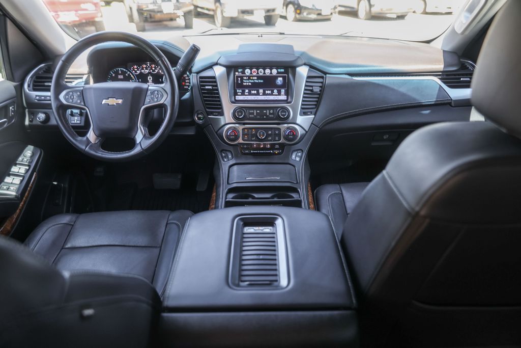 Used 2019 Gray Chevrolet Premier image 29
