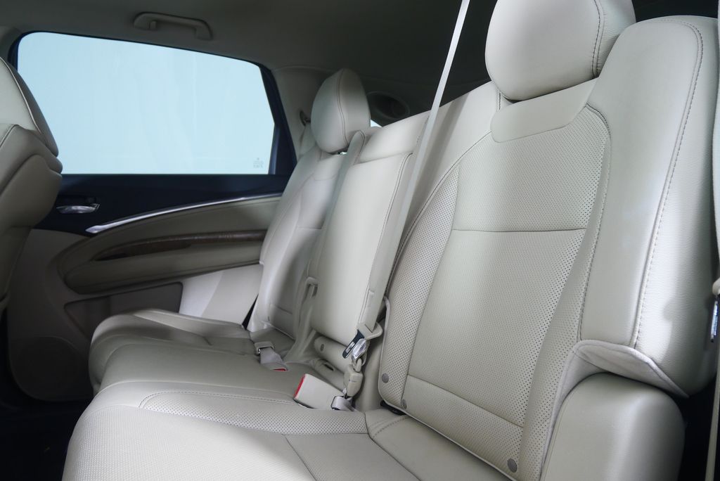 Thumbnail: 2019 Acura MDX - 16