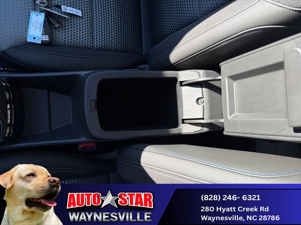 new 2025 Chevrolet Trax car, priced at $24,565