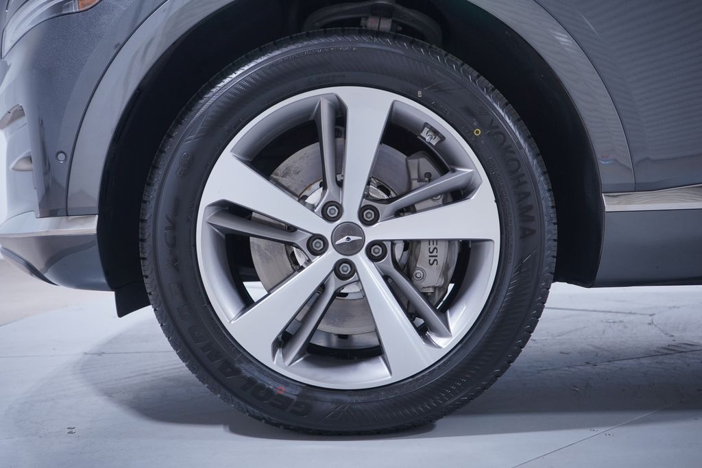 Thumbnail: 2023 Genesis GV80 - 2