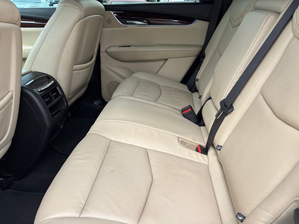 Used Car 2018 Cadillac Xt5  Luxury For Sale Under $20,000 In Austin, Texas