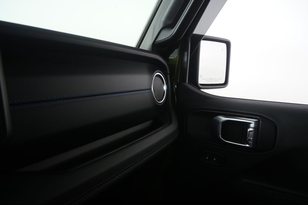 Thumbnail: 2024 Jeep Wrangler - 26